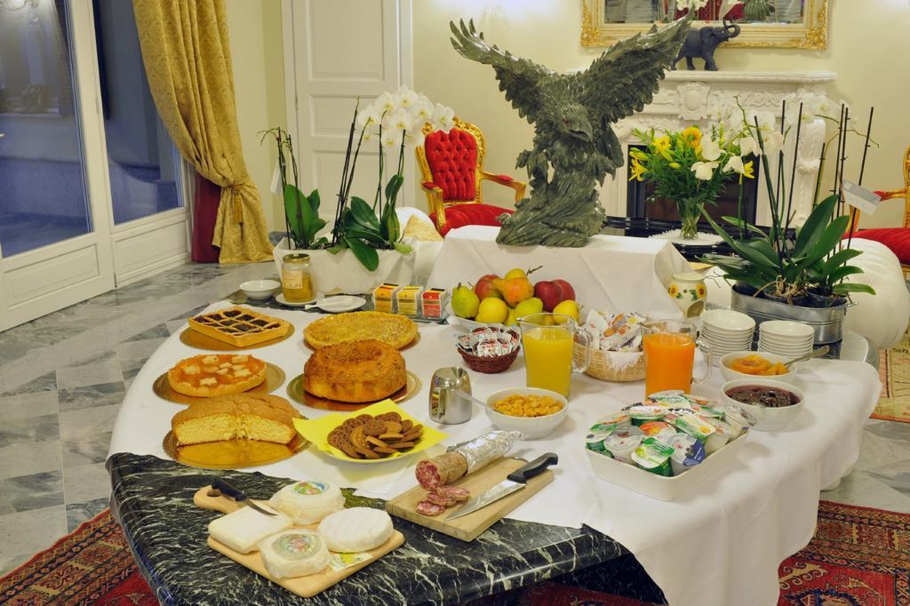 Agriturismo Cascina Varie Castagnito Екстериор снимка